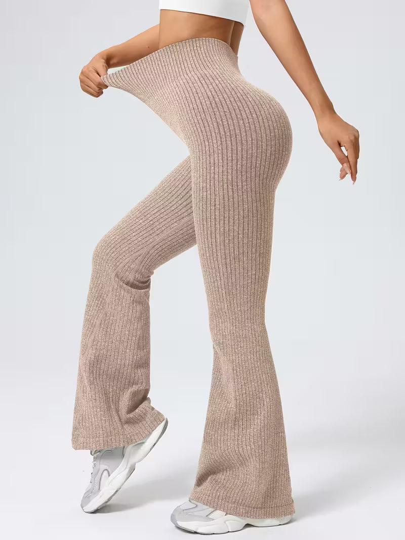 Ribbed Seamless Flare Leggings