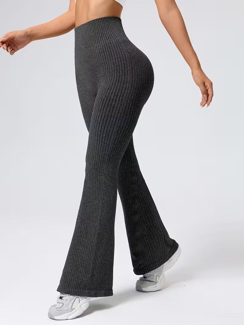 Ribbed Seamless Flare Leggings